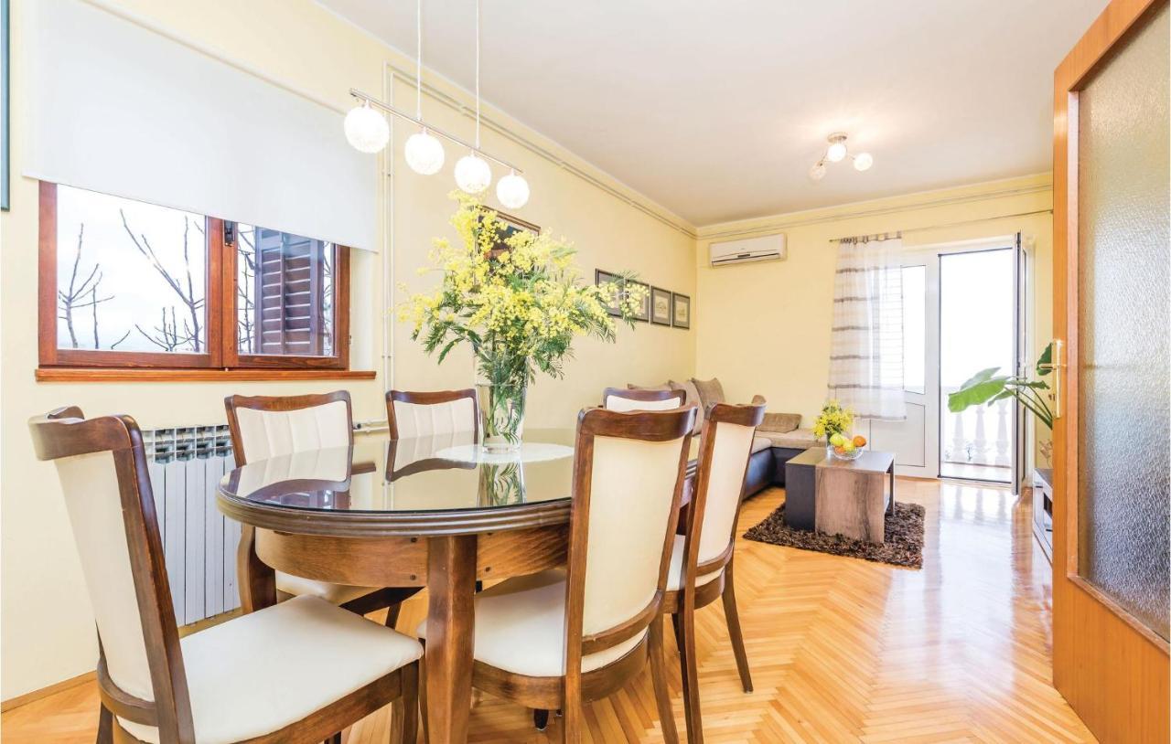 Lovely Apartment In Matulji With Kitchen Eksteriør bilde